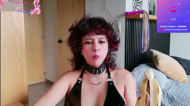 Sweet_Chaos Chat XXX live