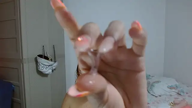 צ'אט XXX בשידור חי של Agatha_browser
