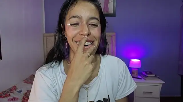 stephania_t élő XXX-chatje