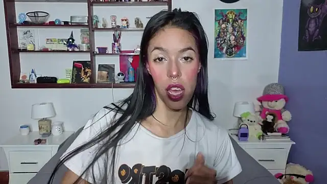 Chat +18 de stephania_t ao vivo