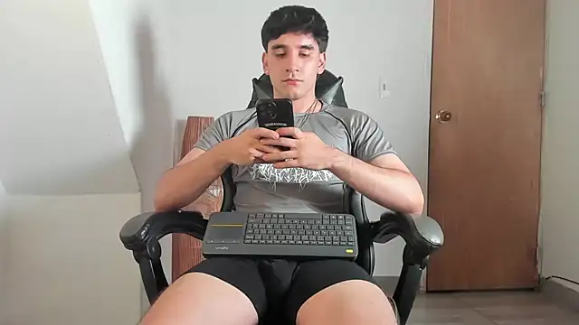 leo030809 Show Webcam