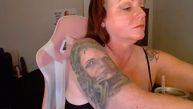 Nikkimastersgirl1091's Webcam Show