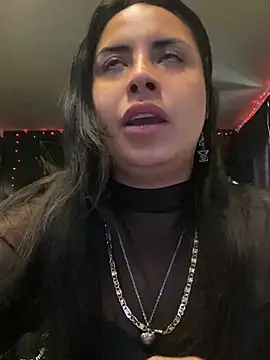 Effyvice13 Adlı Modelin Canlı XXX Sohbeti