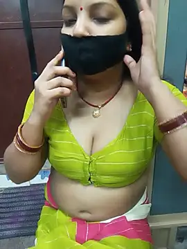 Manjudear Show in webcam