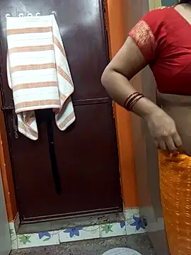 Manjudear's Live XXX Chat