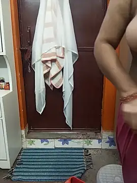 Manjudear Adlı Modelin Canlı XXX Sohbeti