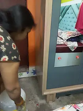 Manjudear Show in webcam