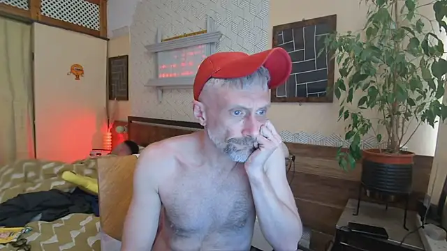 your-new-hoT-uncle – webcam-show