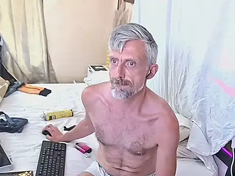 your-new-hoT-uncle Pertunjukan Webcam