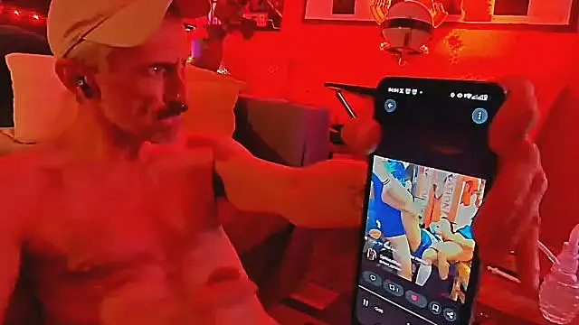 your-new-hoT-uncle: вебкам-шоу