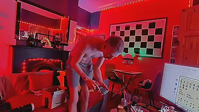your-new-hoT-unclen Webbikameraesitys