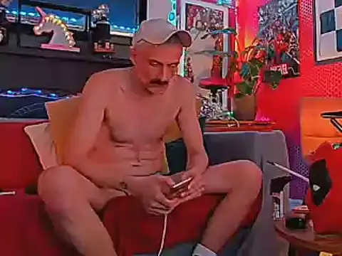 your-new-hoT-uncle: вебкам-шоу