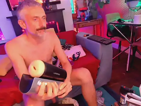 Show webcam de your-new-hoT-uncle