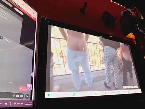 Show webcam de your-new-hoT-uncle