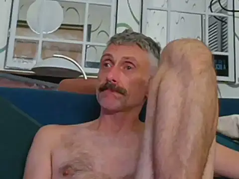 cl0udfuckinGwiThyouruncle: вебкам-шоу