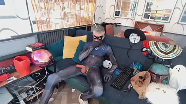 cl0udfuckinGwiThyouruncleのウェブカメラショー