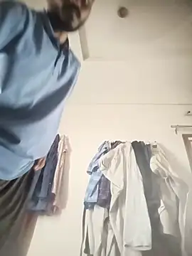 HasslingSnowball's Webcam Show
