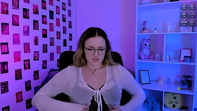 luna_berryy Шоу с уебкамера