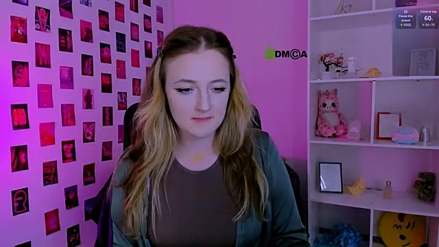 luna_berryy Chat XXX live
