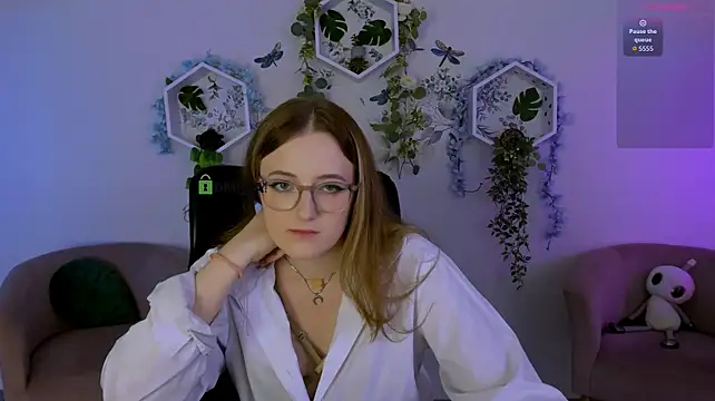 luna_berryy Chat XXX in diretta