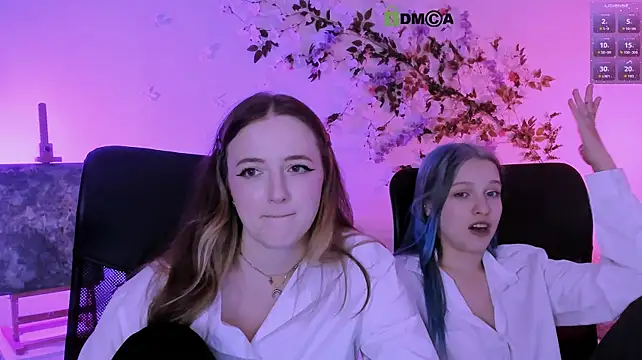 Show modela luna_berryy na web-kameri
