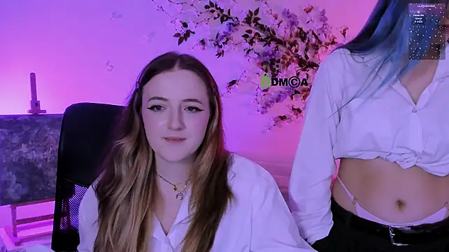 XXX chat uživo modela luna_berryy