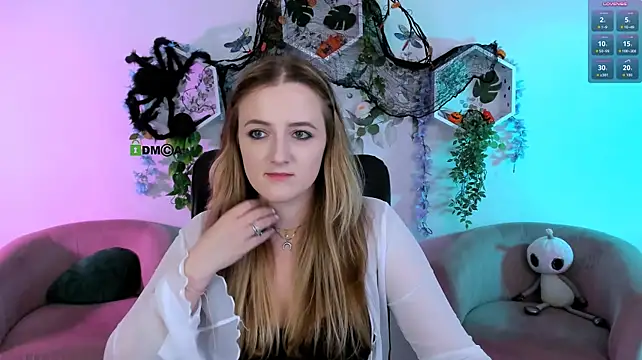 luna_berryy élő XXX-chatje