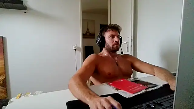 عرض كام alpha-hunk