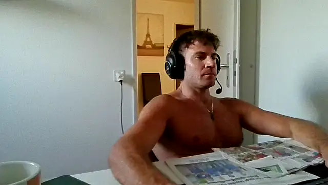 alpha-hunk's Webcam Show