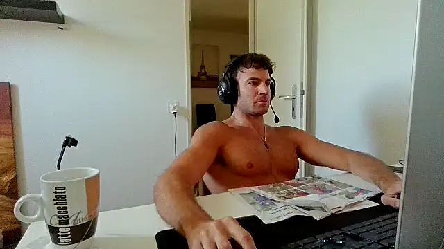 alpha-hunk Webcam-Show