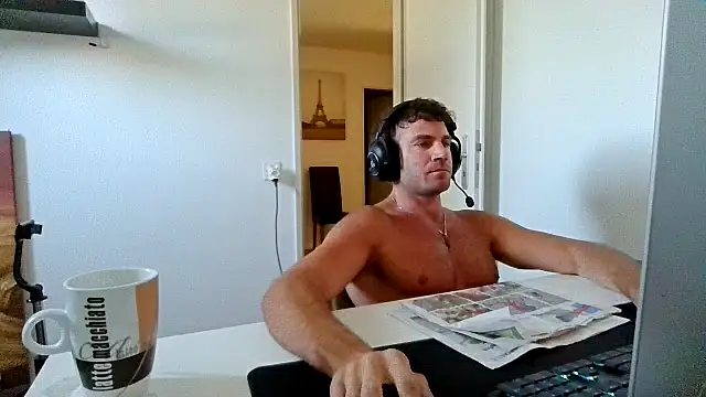alpha-hunk Webcam-Show