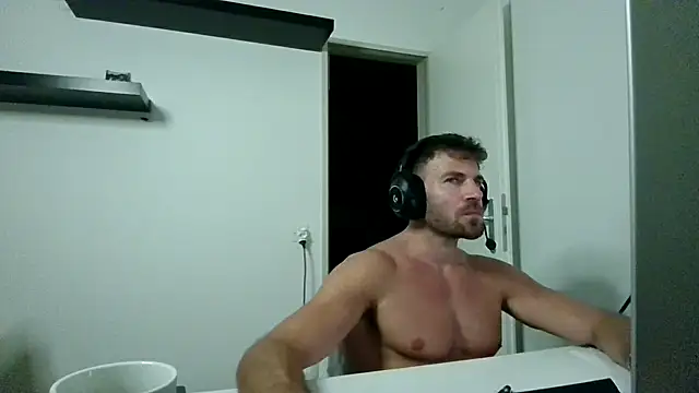 alpha-hunk Webcam-Show