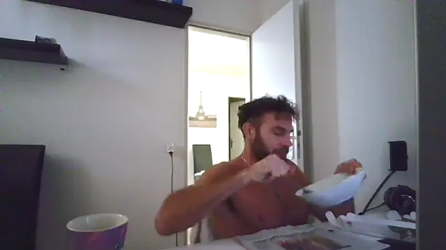 alpha-hunk 网络视讯表演