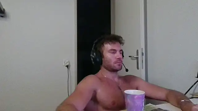 alpha-hunk Webcam-Show