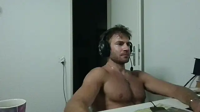 عرض كام alpha-hunk