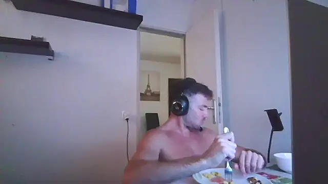 alpha-hunk – webcam-show