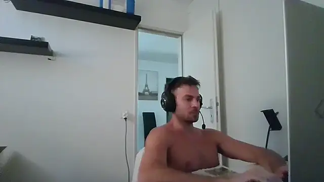 alpha-hunk Webcamshow