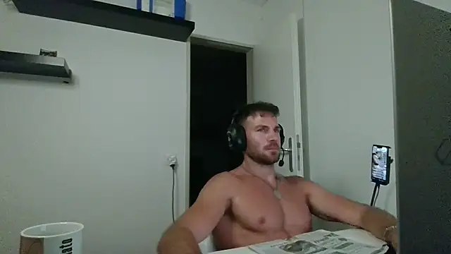 alpha-hunk Webcam-Show