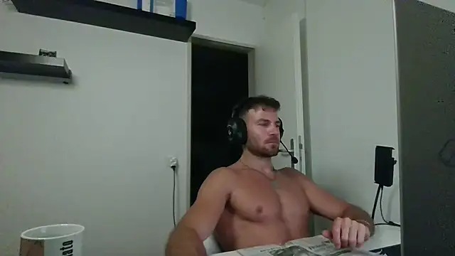 alpha-hunk Webcam-Show