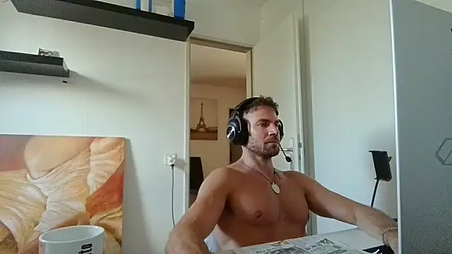 alpha-hunk Webcam Show