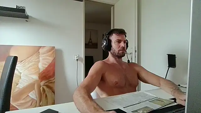 alpha-hunk Webcam-Show