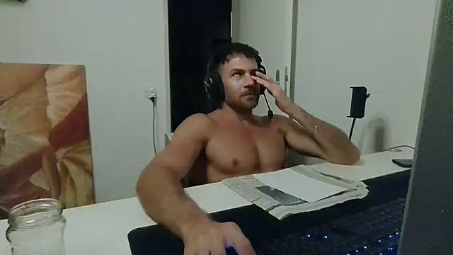 alpha-hunk Webcam-Show
