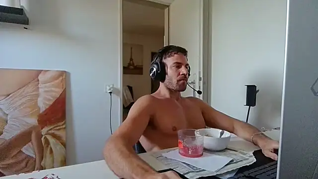Вебкам-шоу alpha-hunk