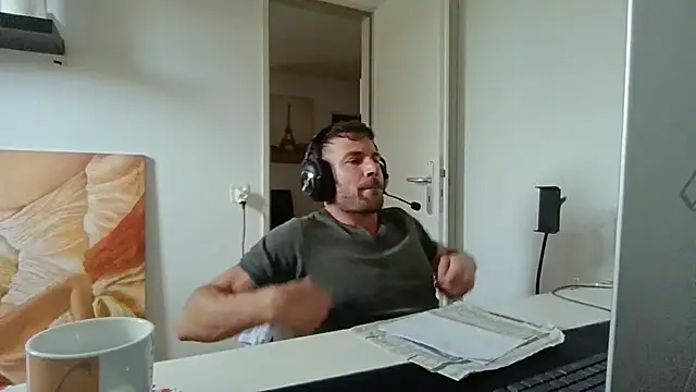 alpha-hunk – webcam-show