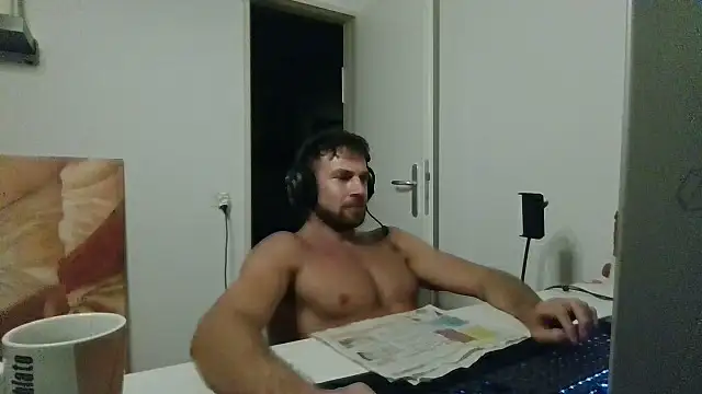 Show de alpha-hunk na webcam