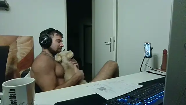 alpha-hunk Webcam-Show