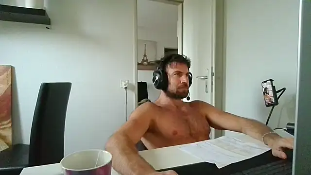 alpha-hunk Webcam-Show