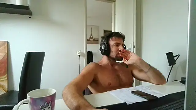 alpha-hunk Webcam-Show