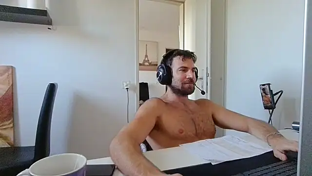 alpha-hunk Adlı Modelin Web Kamerası Şovu