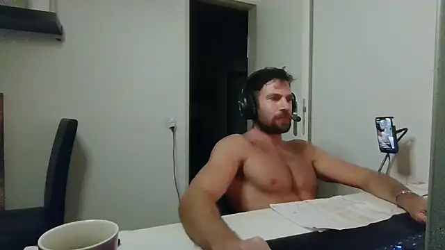 دردشة alpha-hunk الجنسية المباشرة